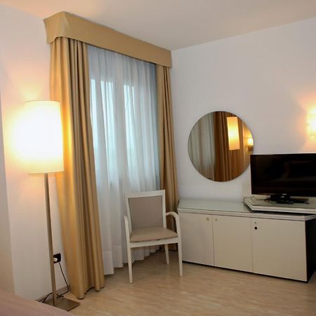 Mediterraneo Palace Hotel Ragusa Ngoại thất bức ảnh