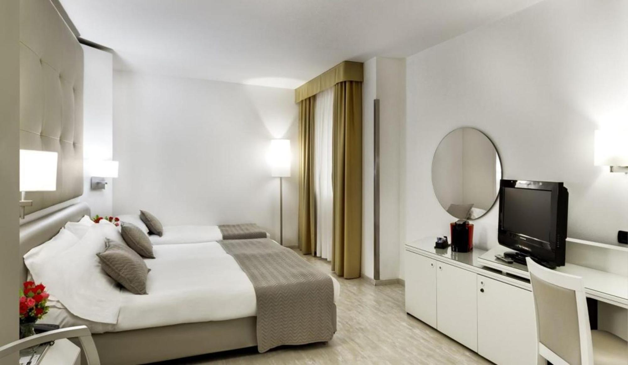 Mediterraneo Palace Hotel Ragusa Ngoại thất bức ảnh